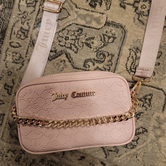 Juicy Couture Handbags - Juicy Couture Pink Dusty Blush Slim Camera Bag